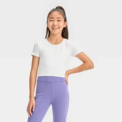 Girls' Short Sleeve Seamless Cropped T-Shirt - Art Class™ -Teen Clothing Store GUEST 01d4c8c4 42b8 4c43 b51e 71f4706e05fd