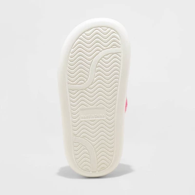 Kids' Tasha Platform Slide Slippers - Art Class™ Hot Pink 5 Kids' Tasha Platform Slide Slippers - Art Class™ Hot Pink - Image 3