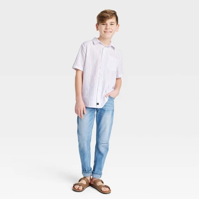 Boys' Seersucker Woven Short Sleeve Button-Down Shirt - Art Class™ White 4 Boys' Seersucker Woven Short Sleeve Button-Down Shirt - Art Class™ White - Image 2