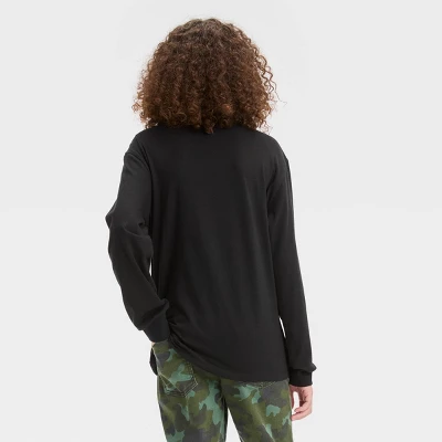 Boys' Long Sleeve Elf 'Santa! I Know Him' Graphic T-Shirt - Art Class™ 3 Boys' Long Sleeve Elf 'Santa! I Know Him' Graphic T-Shirt - Art Class™ - Image 2